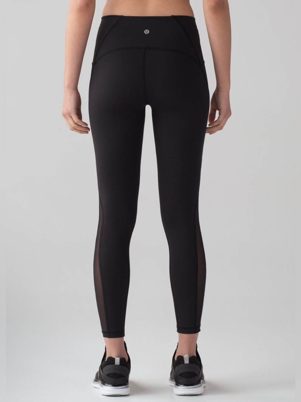 Lululemon Train Times 7/8 Pant *25"
Black (First Release) Size 4